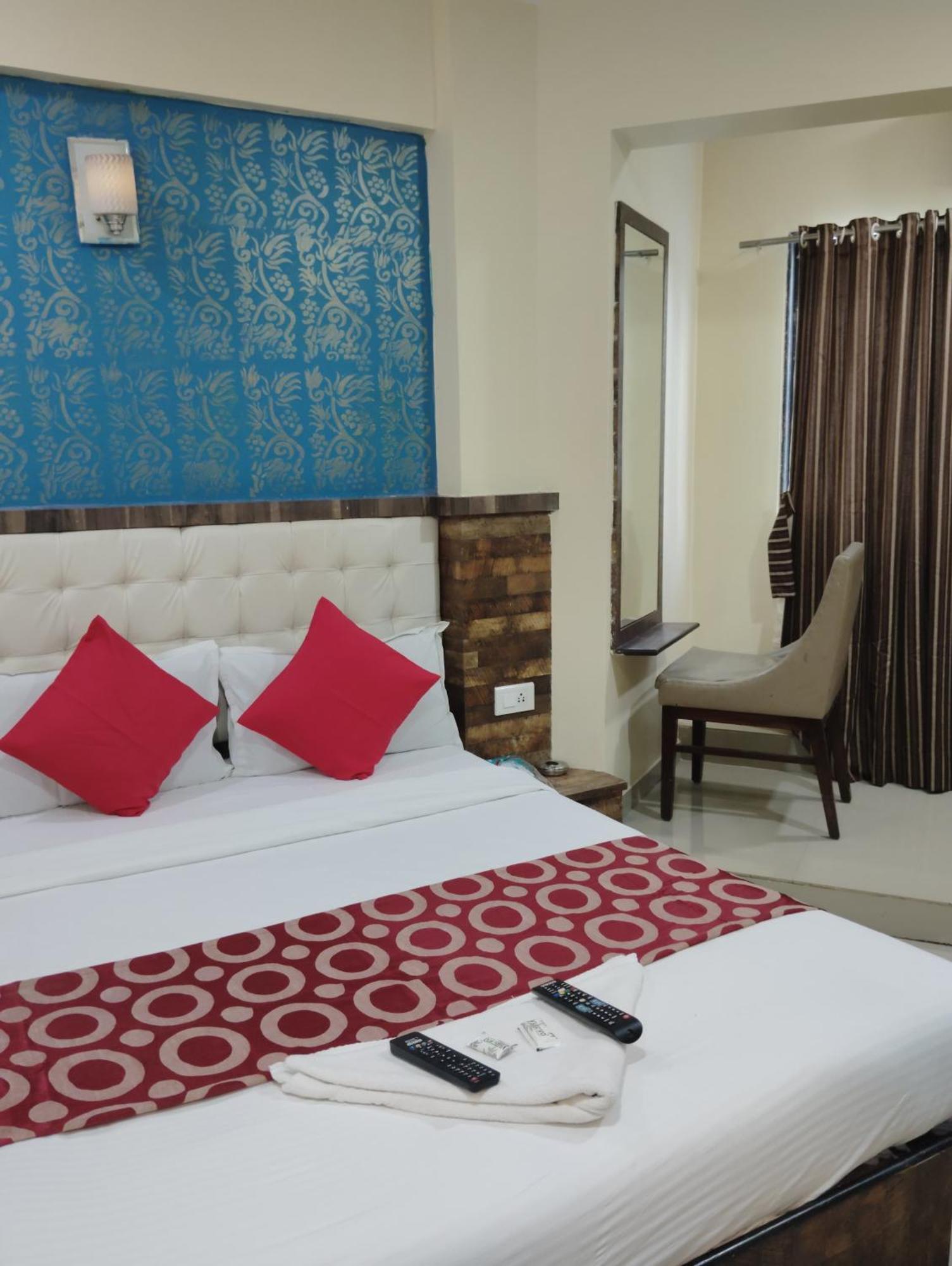 Hotel Golden Park Near Nesco Mumbai Exterior foto